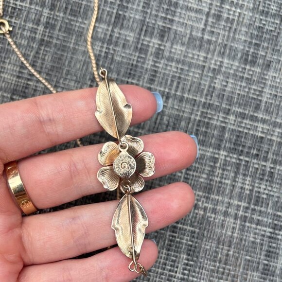 Loran Sim Vintage Elegant Rose Gold Tone Flower Pearl Necklace And Earrings Set - Picture 6 of 11